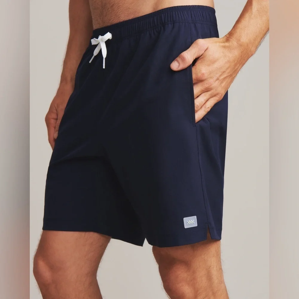 Men’s RHONE 7.5” R&R Swim Trunks with White Drawstring Size S in Color Navy